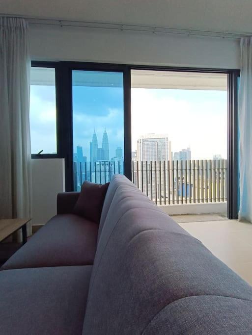Cl 30a Super Kl View Infinity Pool Klcc Pangsapuri Kuala Lumpur